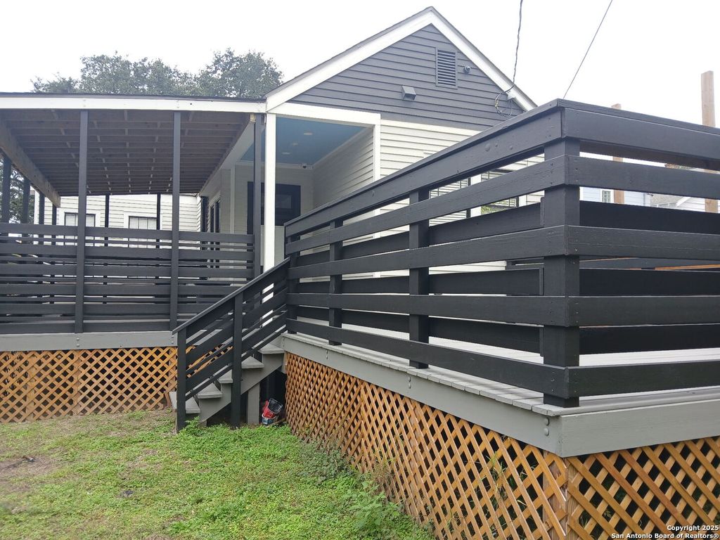 Photo of 3520 Avenue K, Galveston, TX 77550 (MLS # 1929913)