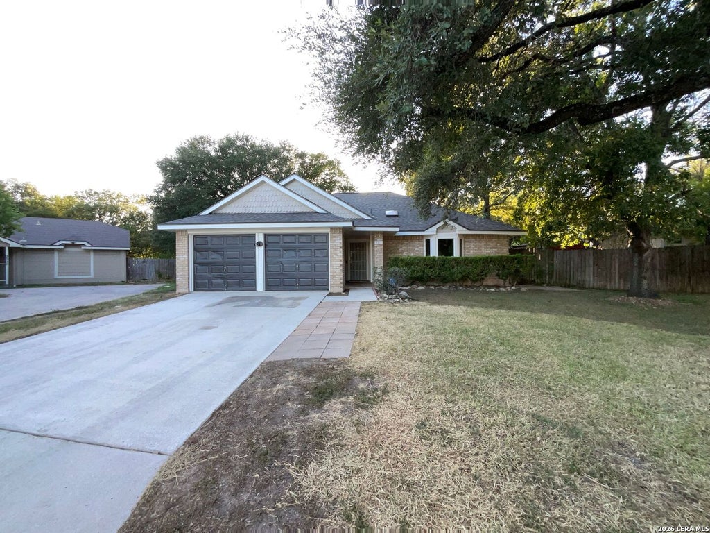 Photo of 9511 ELM GLN, San Antonio, TX 78250 (MLS # 2010325)