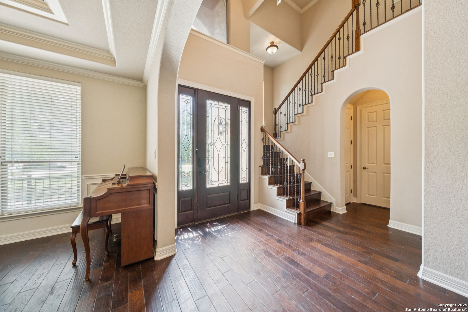 1417 DOVER LANE
