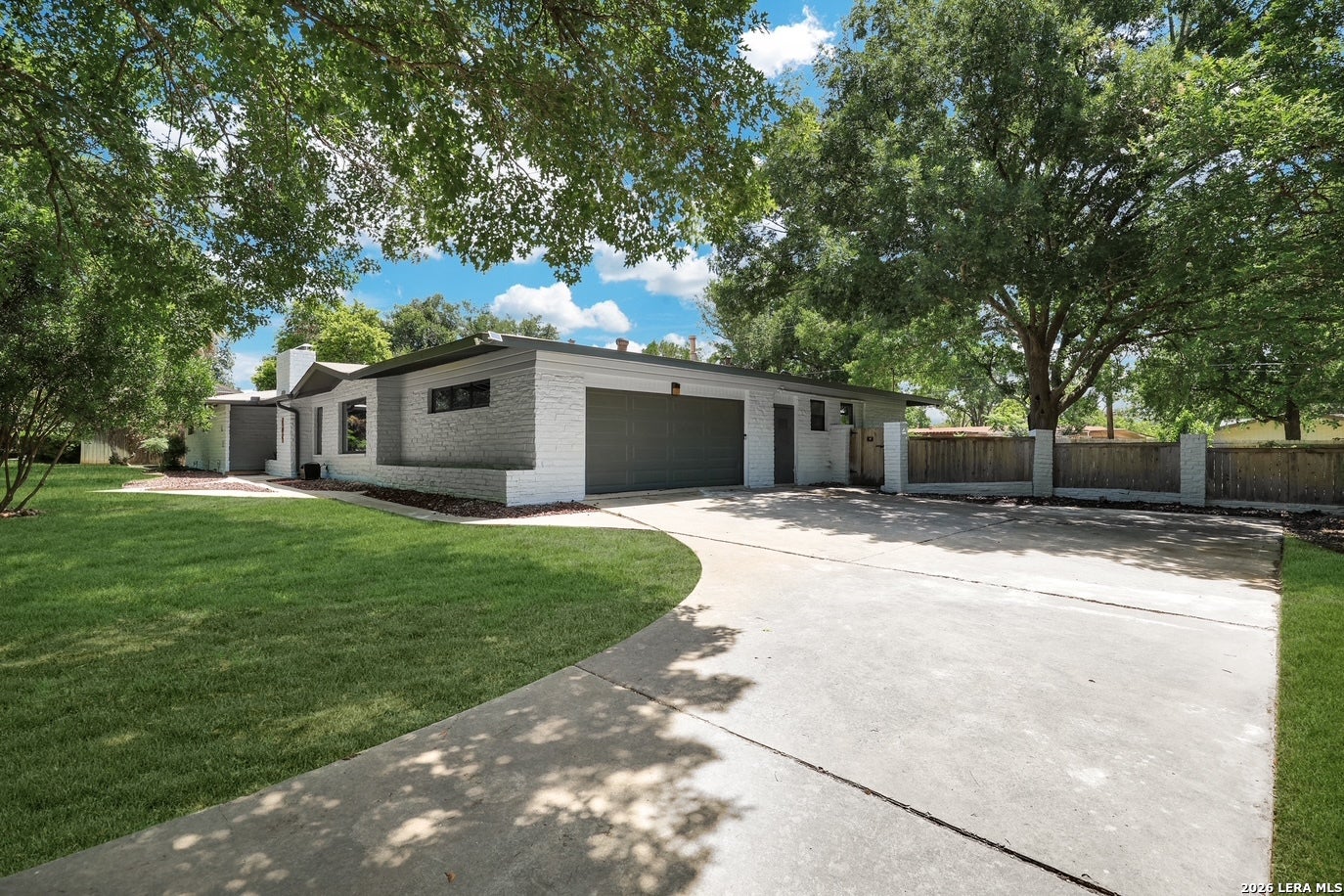 204 Gardenview
