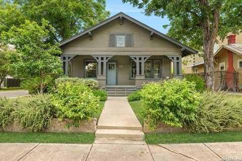 Photo of 301 QUEEN ANNE CT, San Antonio, TX 78209 (MLS # 2002744)