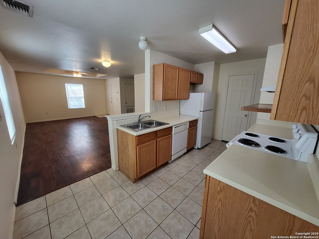 Photo of 9010 Maverick Draw, San Antonio, TX 78250 (MLS # 1854824)