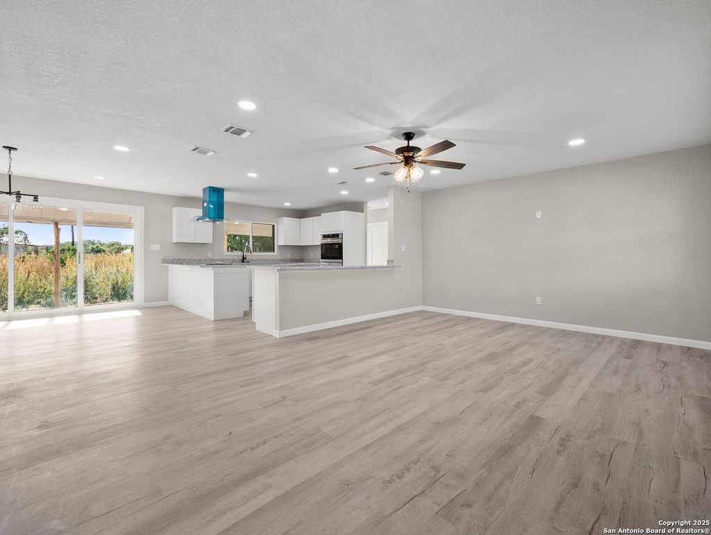 Photo of 19551 Fm 463, Devine, TX 78016 (MLS # 1891290)