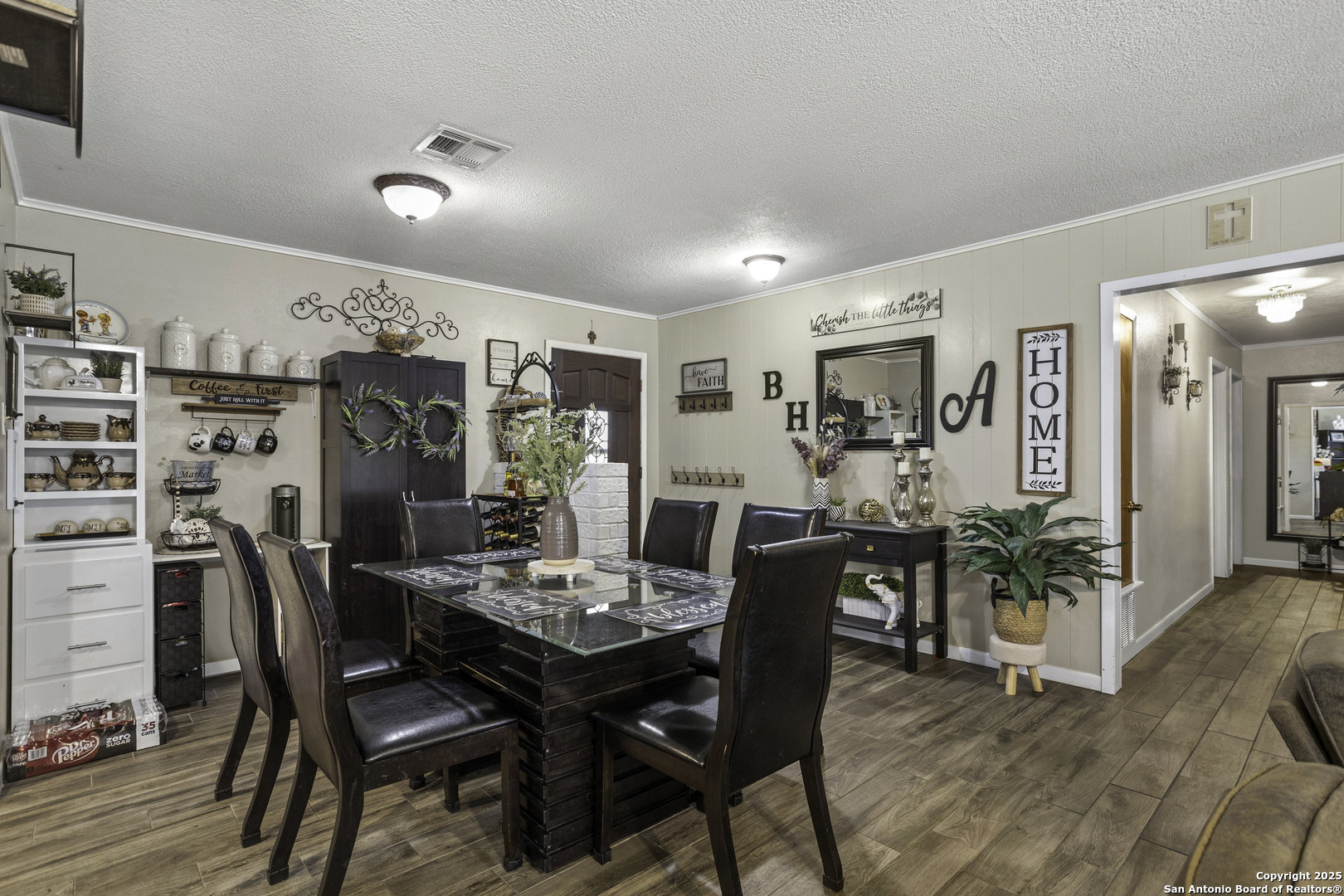 1245 Whitney