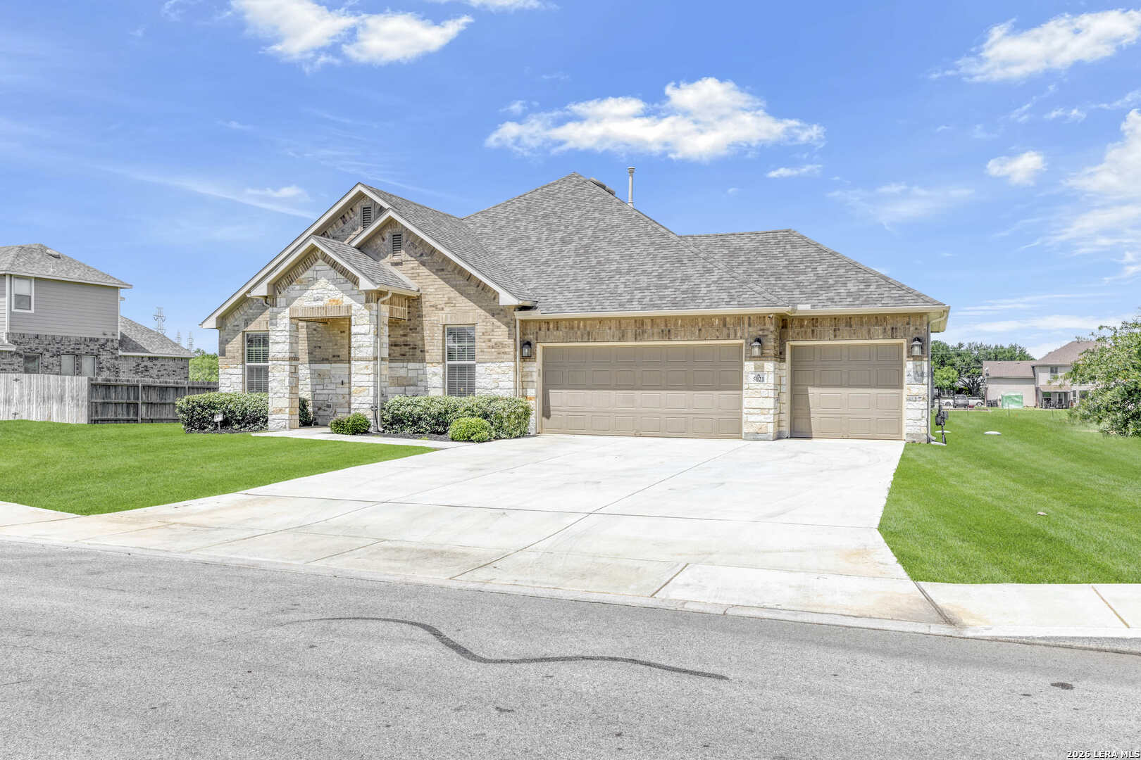 5021 Tupelo Row