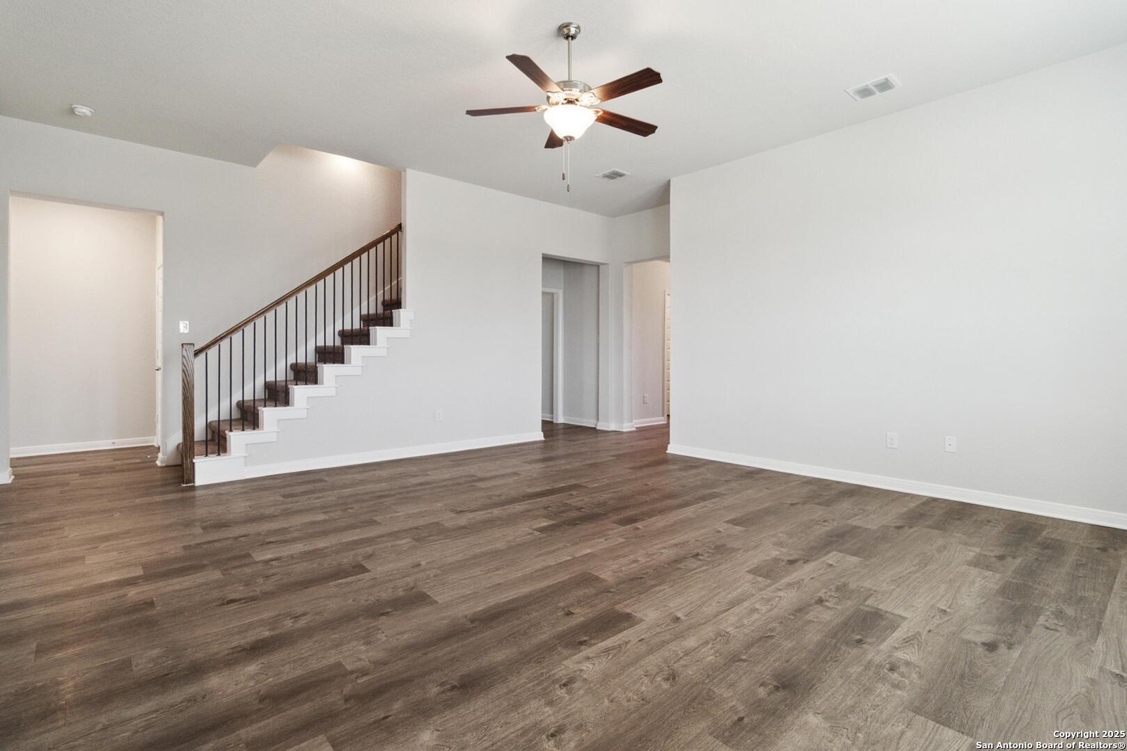 1619 Vista View Drive