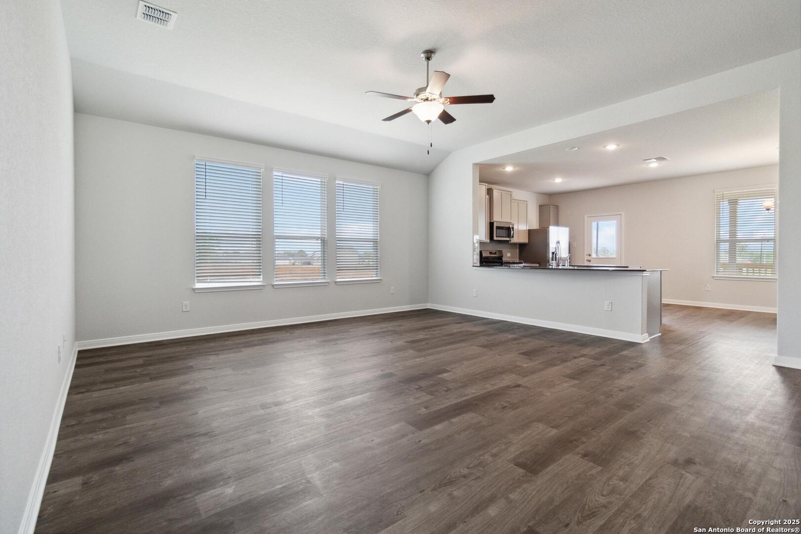 1619 Vista View Drive