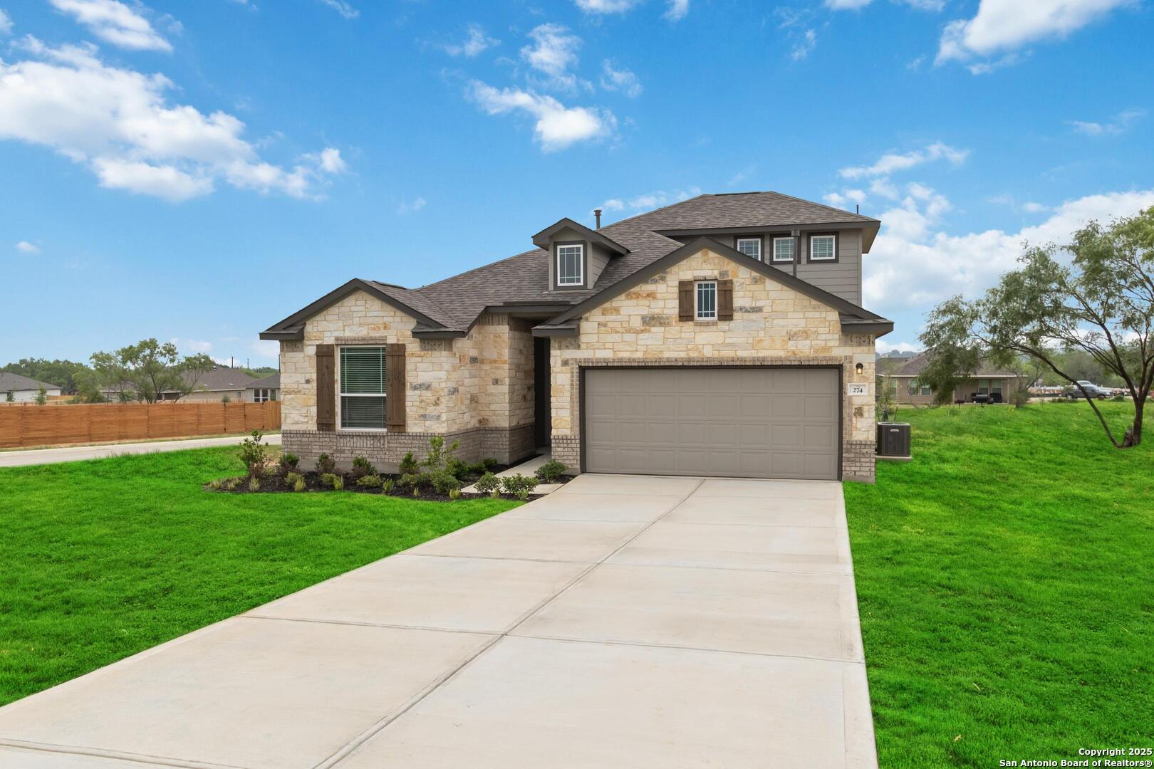 1619 Vista View Drive