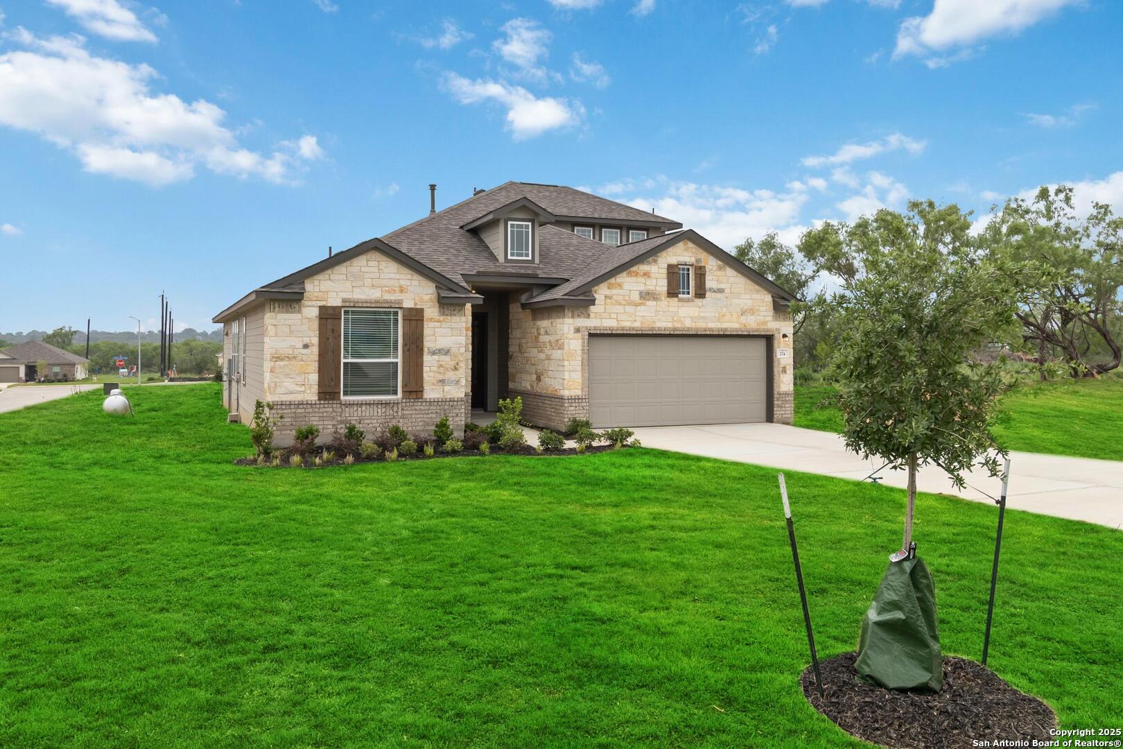 1619 Vista View Drive