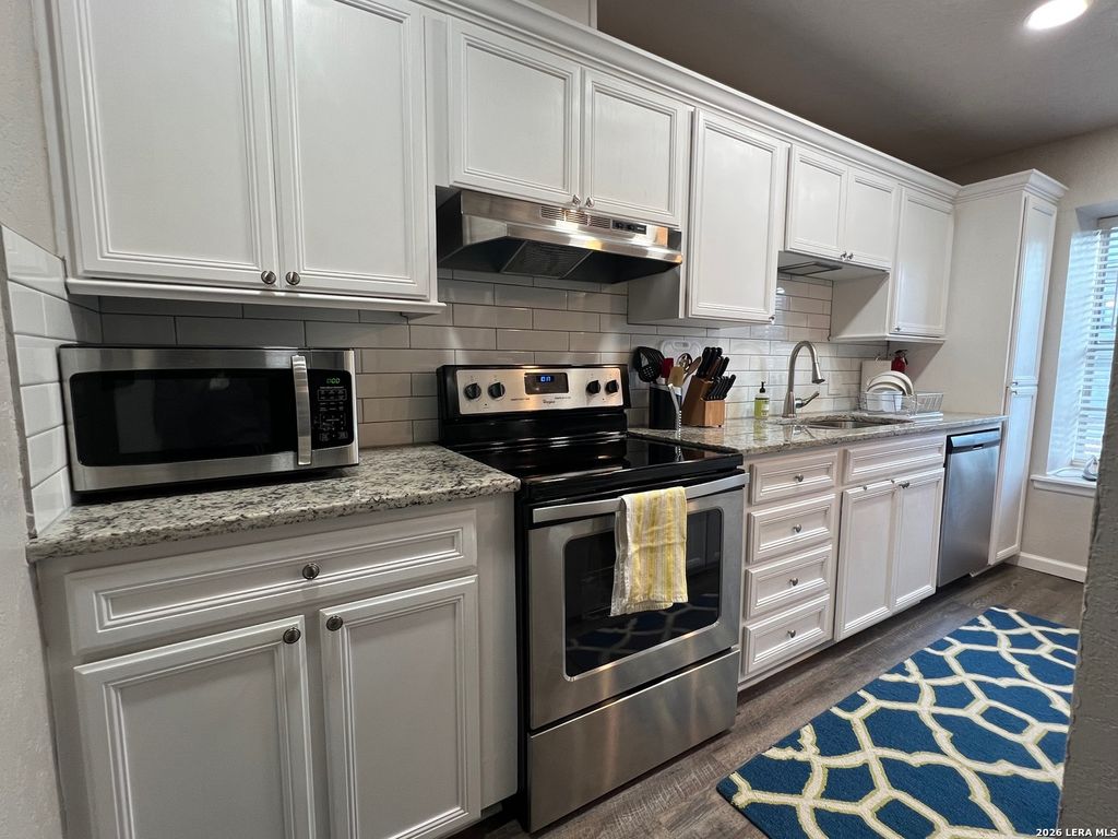 Photo of 168 Barilla # A-202, San Antonio, TX 78209 (MLS # 1938287)