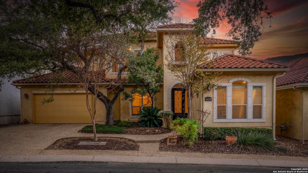 Photo of 3439 Monterrey Oak, San Antonio, TX 78230 (MLS # 1928016)