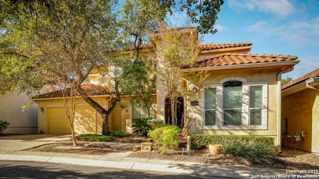 Photo of 3439 Monterrey Oak, San Antonio, TX 78230 (MLS # 1928016)