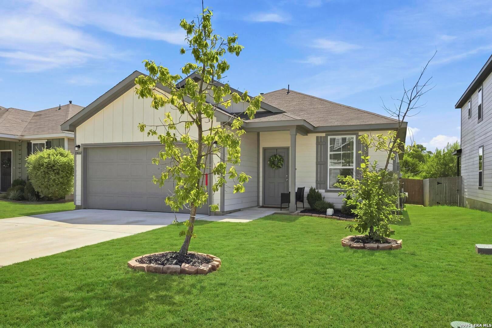 13367 Sendero Roble