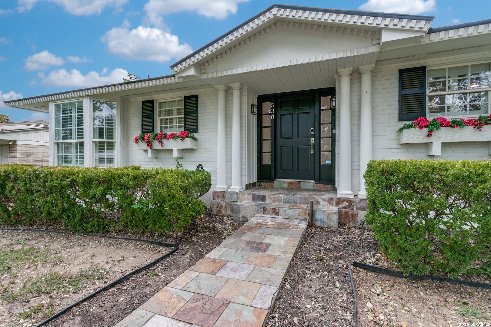 538 OAKLEAF DR