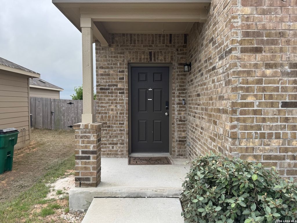 Photo of 832 Stonemanor Bay, Seguin, TX 78155 (MLS # 1953972)