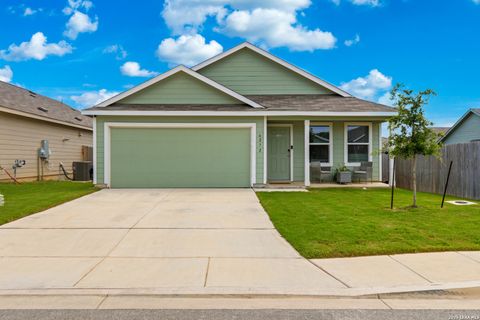 Photo of 6272 Chastetree, Bulverde, TX 78163 (MLS # 1964289)