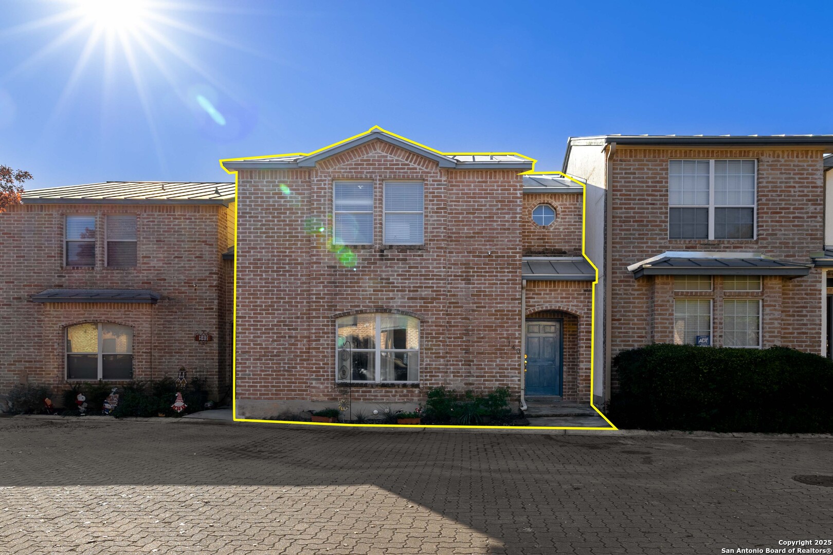 140 Oakwell Farms Pkwy