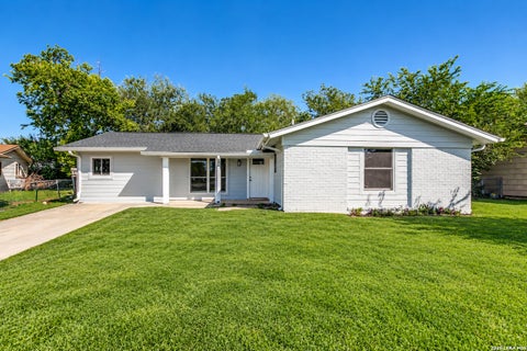 Photo of 606 PALM GRV, San Antonio, TX 78227 (MLS # 2024398)