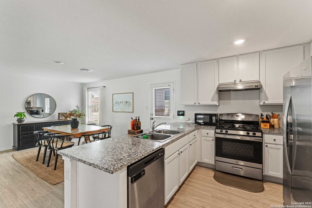 Photo of 14731 Saw Mill, San Antonio, TX 78254 (MLS # 1915494)