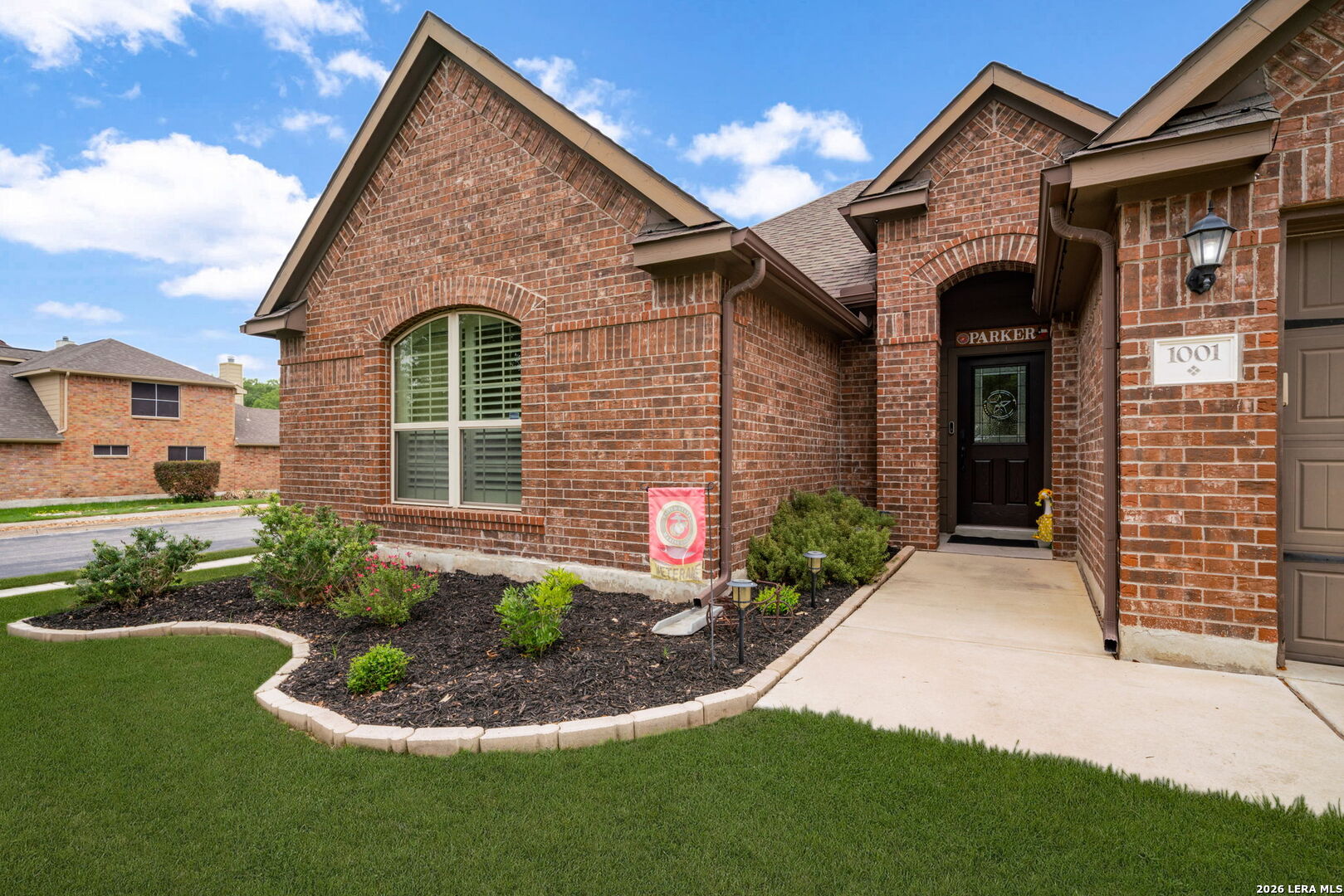 1001 Oak Park