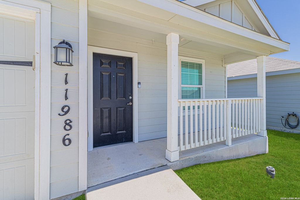 Photo of 11986 Sand Wedge Way, San Antonio, TX 78221 (MLS # 1967963)