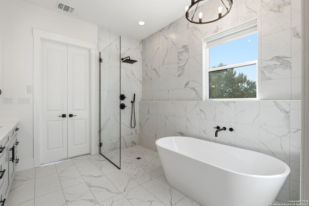 Photo of 389 Rio Cir, Pipe Creek, TX 78063 (MLS # 1934685)