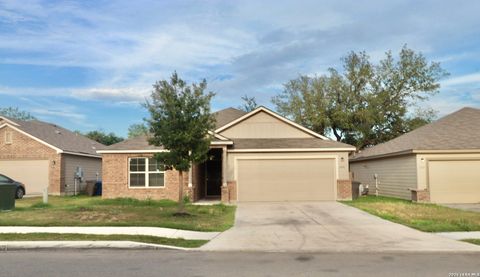 Photo of 6810 DIAMOND VLY, San Antonio, TX 78242 (MLS # 1997512)