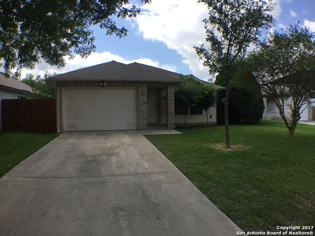 Photo 1 of 20 — 7810 Van Ness Dr, San Antonio, TX 78251
