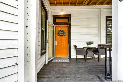 A home in Floresville