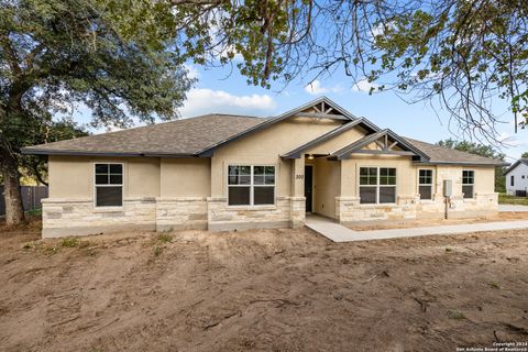 A home in Poteet