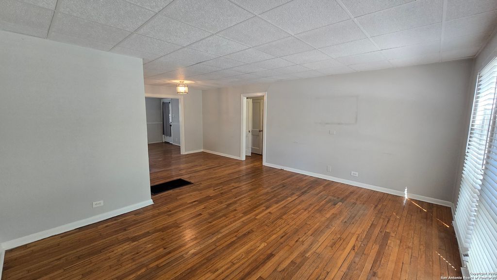 Photo of 237 Senisa A #A, San Antonio, TX 78228 (MLS # 1915638)