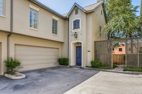 Property photo of 130 Harrigan Ct 130, San Antonio, TX 78209