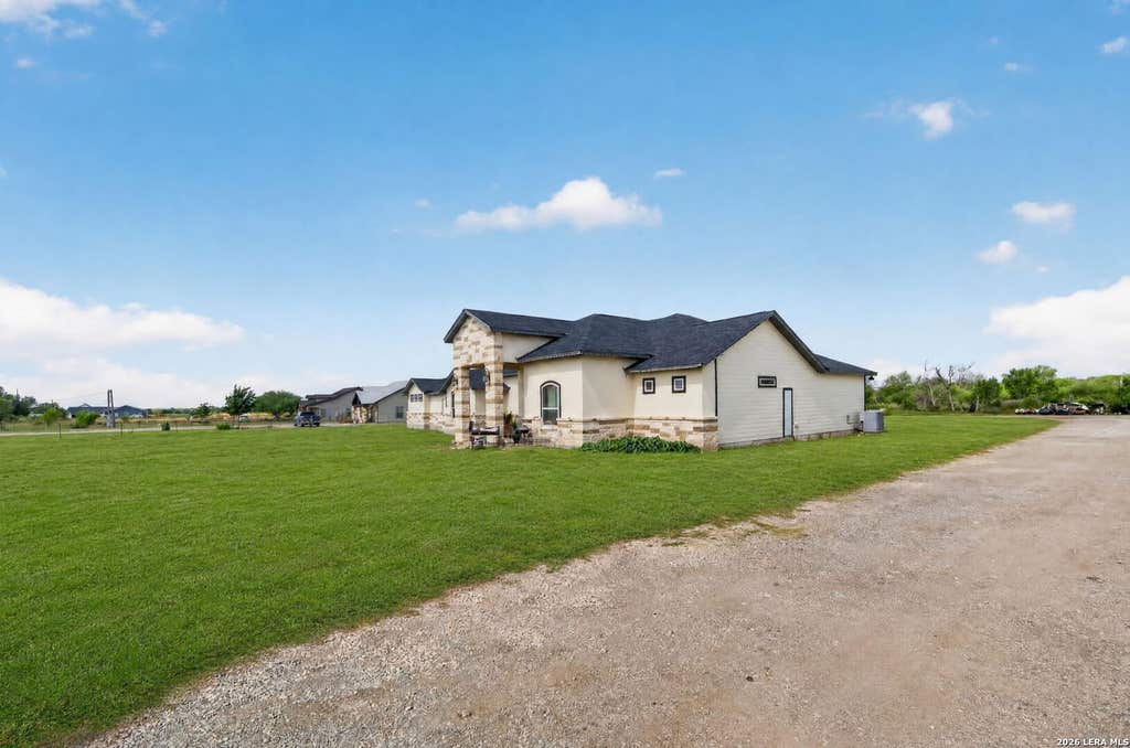 Photo of 14315 Quesenberry Rd, Von Ormy, TX 78073 (MLS # 2007889)