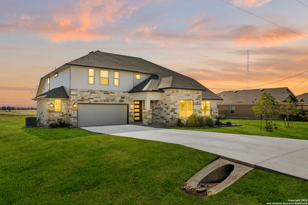 Photo of 109 willow oak, Floresville, TX 78114 (MLS # 1921660)