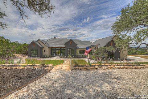 985 Malbec Loop Canyon Lake TX 78133