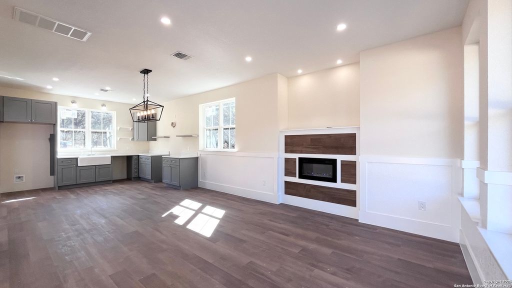 Photo of 422 Brushy Creek, Bandera, TX 78003 (MLS # 1930058)