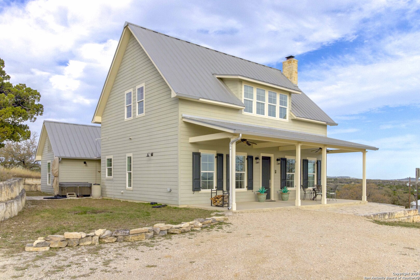 1259 BENTON CREEK RD