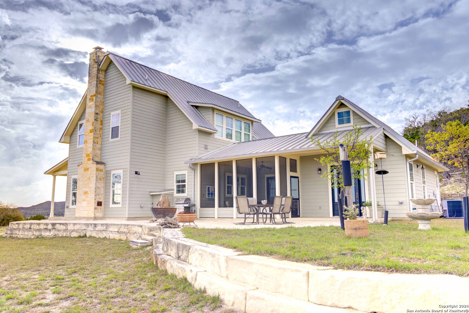 1259 BENTON CREEK RD