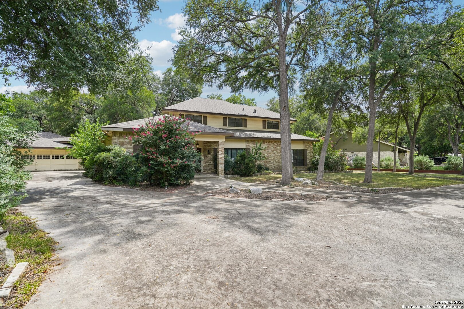 1848 Pebble Brook