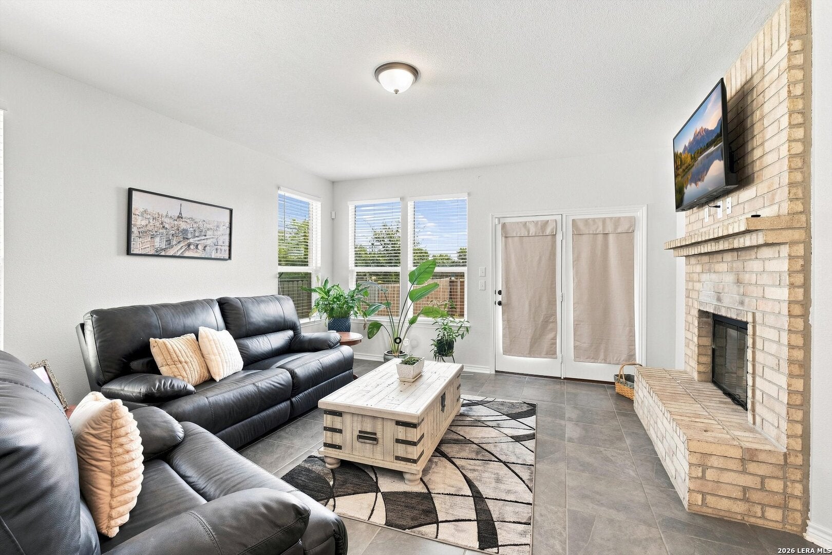 248 W Granite Shores