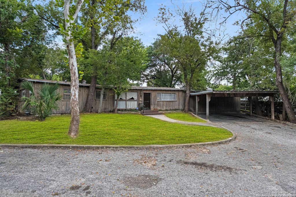 Photo of 530 Corona, Alamo Heights, TX 78209 (MLS # 1910146)