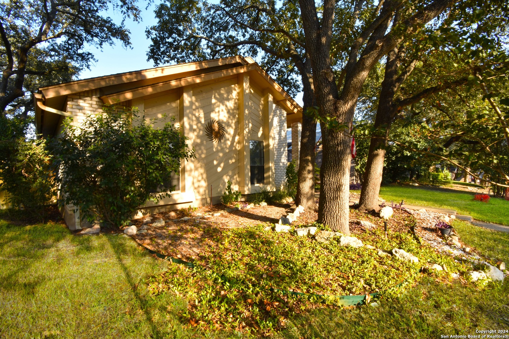 15019 Churchill Estates