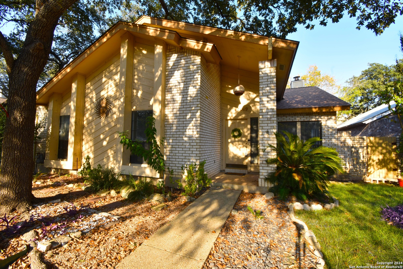 15019 Churchill Estates