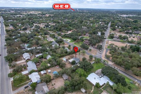 A home in Uvalde