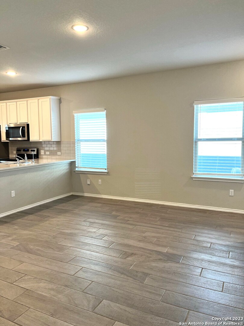 San Antonio, Texas 78224, United States, 3 Bedrooms Bedrooms, ,2 BathroomsBathrooms,Residential,Active,169317