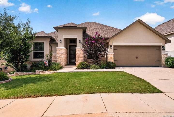 Photo 1 of 16 — 9012 Raven pointe, San Antonio, TX 78255