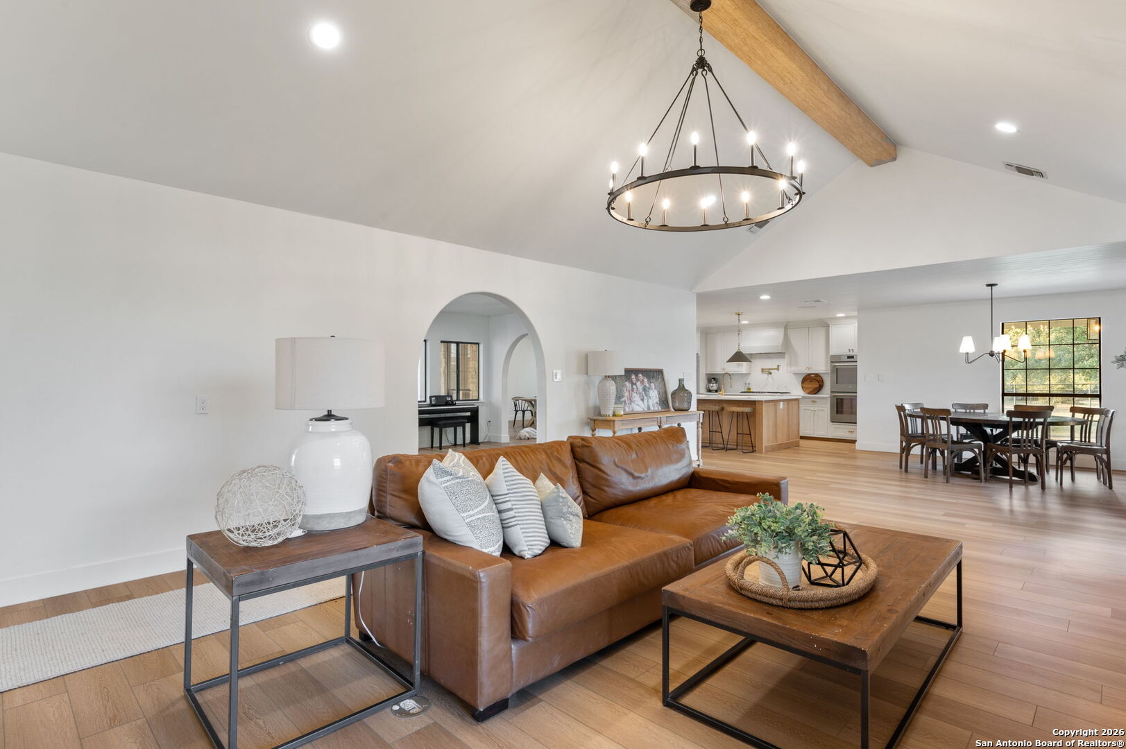 8345 Rolling Acres Trl