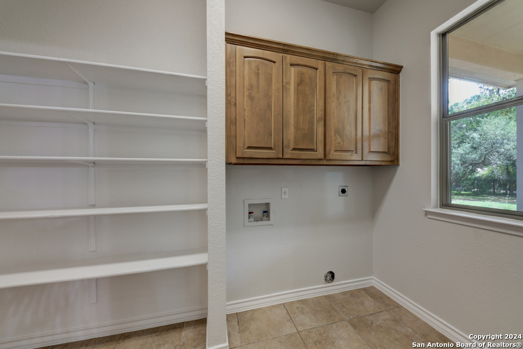 Garden Ridge, Texas 78266, United States, 4 Bedrooms Bedrooms, ,4 BathroomsBathrooms,Residential,Active,42270