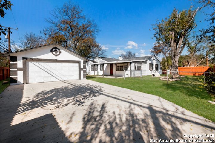 Photo of 302 SHADWELL DR, San Antonio, TX 78228 (MLS # 2020046)