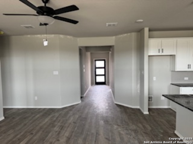 7010 Comanche Cave